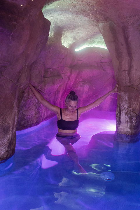 Winter Bliss - Deep Blue Hot Springs Warrnambool - Lismore Accommodation 0
