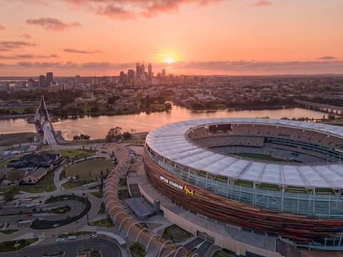 Geelong Cats V Collingwood - AFL Round 7 - Lismore Accommodation 0