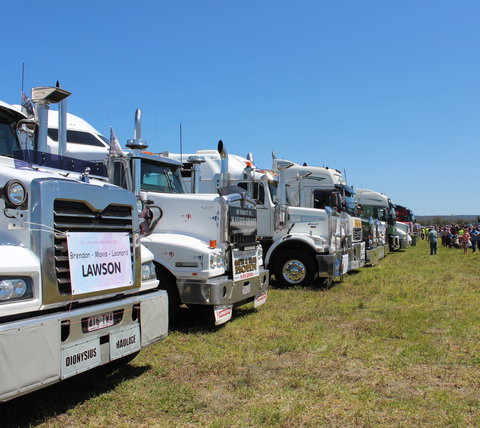 Lights On The Hill Memorial Convoy - Lismore Accommodation 2