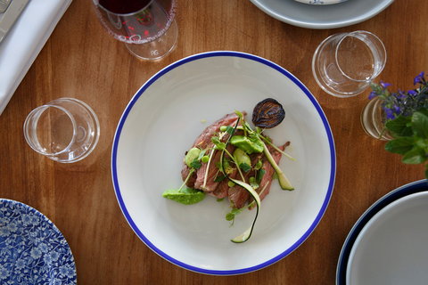 Dine In Style With Lola - Lismore Accommodation 1