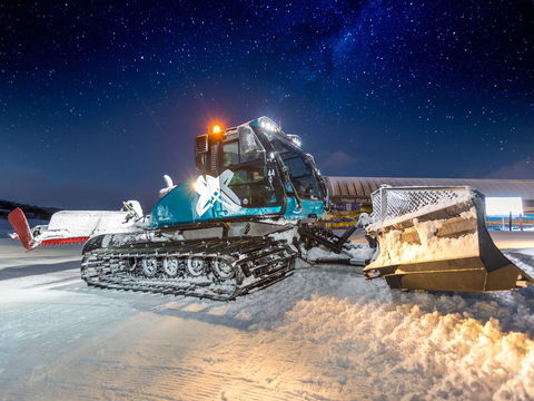 Groomer Tours At Perisher - Lismore Accommodation 4