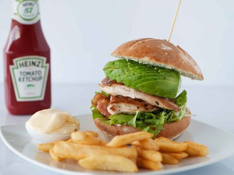 Moo Gourmet Burgers - Lismore Accommodation 2