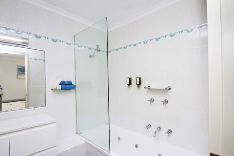 Fairway Motor Inn - Lismore Accommodation 6