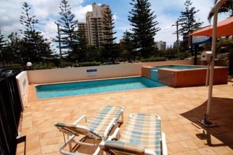 Barbados Holiday Apartments - Lismore Accommodation 5