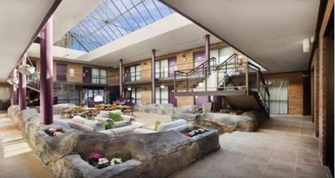 Garden Lodge Sydney - Lismore Accommodation 0
