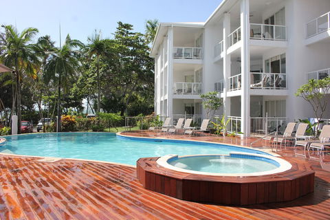 Beaches Port Douglas - Lismore Accommodation 2