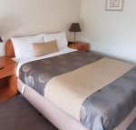 Econo Lodge Hacienda Motel Geelong - Lismore Accommodation