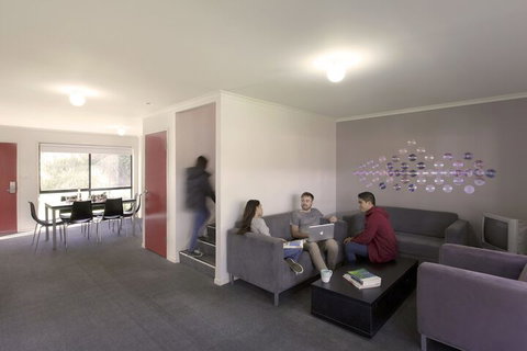 Macquarie University Village - Lismore Accommodation 6