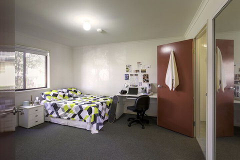 Macquarie University Village - Lismore Accommodation 3