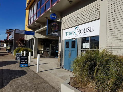 Burnie Central Townhouse Hotel - Lismore Accommodation 0