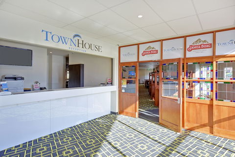 Burnie Central Townhouse Hotel - Lismore Accommodation 1