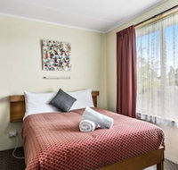 Sharonlee Strahan Villas - Lismore Accommodation