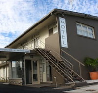 Golden Shores Airport Motel