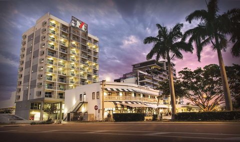 Oaks Townsville Metropole Hotel - Lismore Accommodation 4