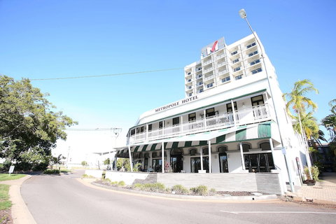 Oaks Townsville Metropole Hotel - Lismore Accommodation 2