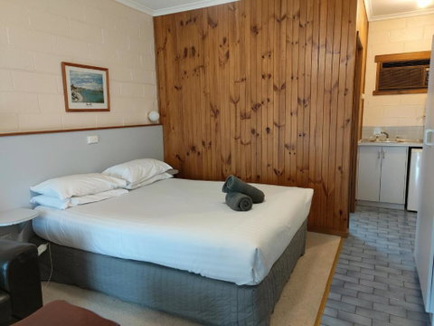Yarragon Motel - Lismore Accommodation 4