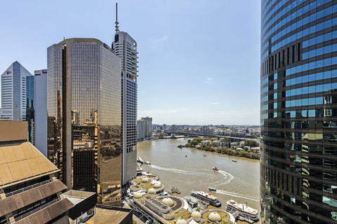 Oaks Brisbane On Felix Suites - Lismore Accommodation 1