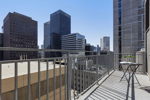 Oaks Melbourne On Collins Hotel - Lismore Accommodation 0