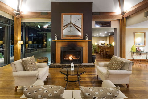 Oaks Cypress Lakes Resort - Lismore Accommodation 2