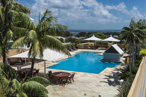 Oaks The Entrance Waterfront Suites - Lismore Accommodation 6