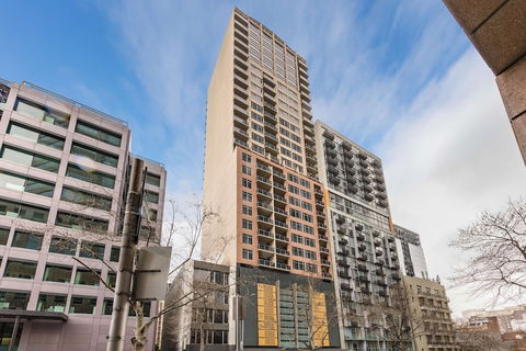 Oaks Melbourne On Lonsdale Suites - Lismore Accommodation 5