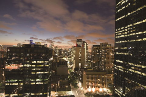Oaks Melbourne On Lonsdale Suites - Lismore Accommodation 0