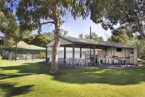 Early Settlers Motel Tocumwal - Lismore Accommodation 4