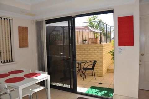 Alfred Cove Short Stay - Lismore Accommodation 4