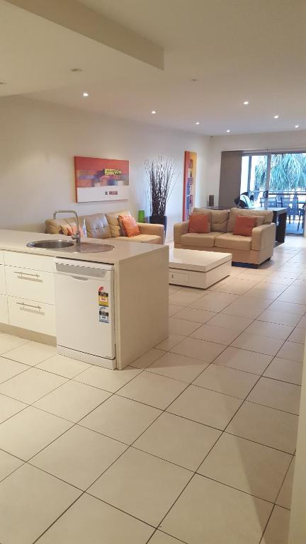 Batemans Bay Apartment - Lismore Accommodation 6