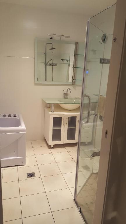 Batemans Bay Apartment - Lismore Accommodation 1