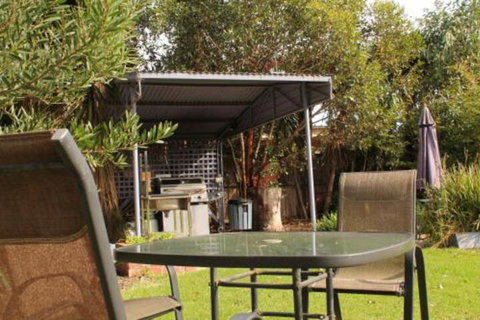 Inverloch Motel - Lismore Accommodation 2