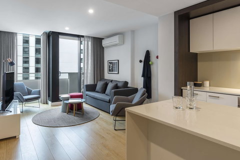 Oaks Melbourne Southbank Suites - Lismore Accommodation 4