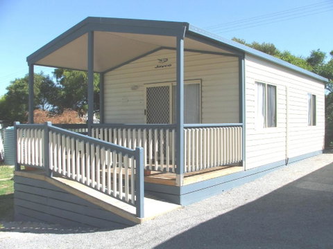 Elliston Waterloo Bay Tourist Park - Lismore Accommodation 7