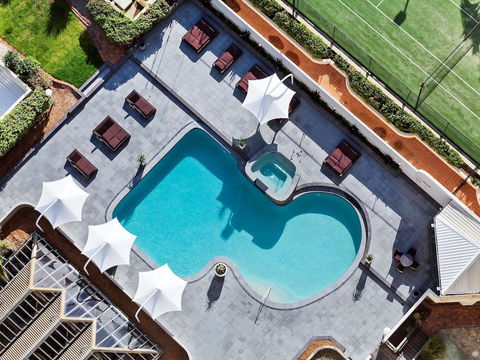 Novotel Surfers Paradise - Lismore Accommodation 0