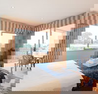 Spinnakers by Rockingham Apartments