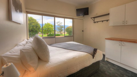 Corryong Hotel Motel - Lismore Accommodation 5