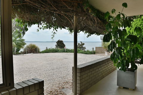 Dutchies Motel Nelson Bay - Lismore Accommodation 0