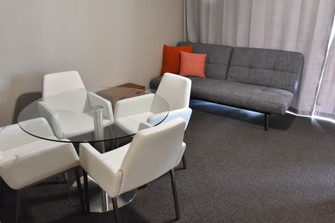 Dutchies Motel Nelson Bay - Lismore Accommodation 1