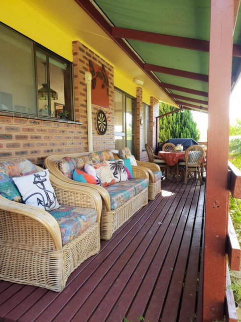 Cottage By The Bay - Lismore Accommodation 5