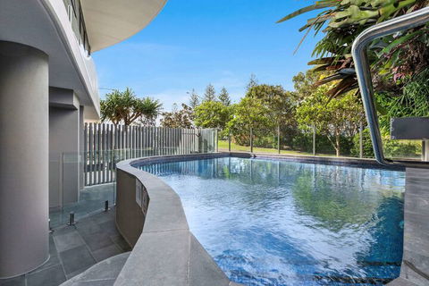 Breeze Mooloolaba - Lismore Accommodation 5