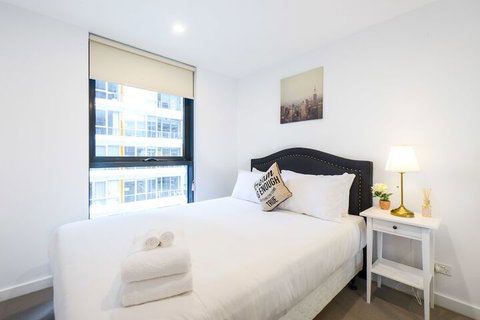 Serviced Apartments Melbourne Opus - Lismore Accommodation 6