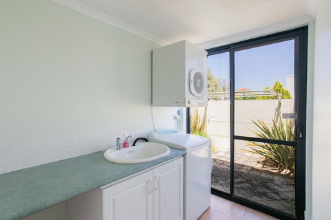 Seahaven Villas By Rockingham Apartments - Lismore Accommodation 0
