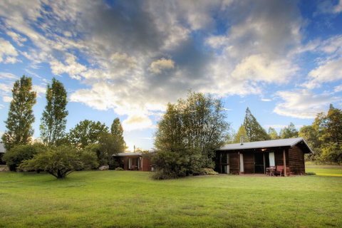 Granite Belt Brewery Retreat - Lismore Accommodation 7