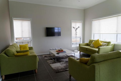 Sea Breeze - Lismore Accommodation 1
