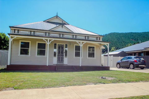 Blue Hills Rise - Lismore Accommodation 5
