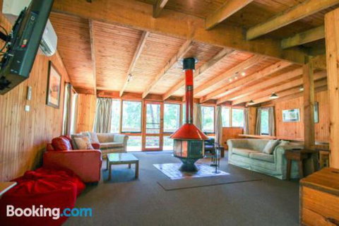 Sambar Lodge - Lismore Accommodation 2