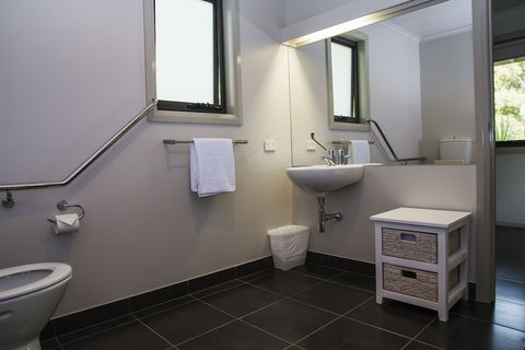 NRMA Port Macquarie Breakwall Holiday Park - Lismore Accommodation 3