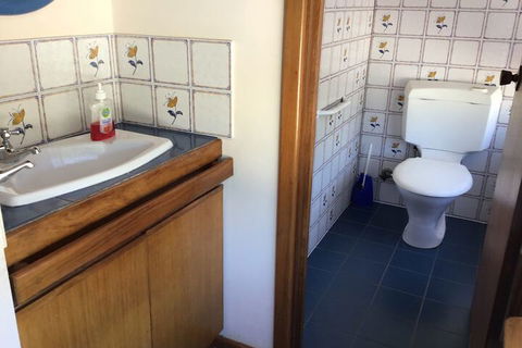 BeachFront Busselton - Lismore Accommodation 3