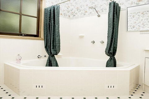 Kalimna Spa Room - Lismore Accommodation 2