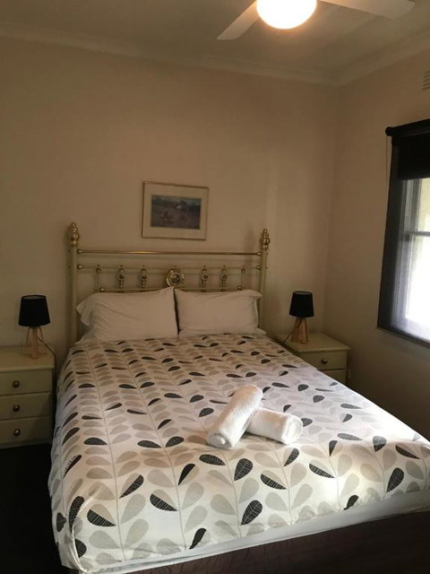 Echuca Holiday Units - Lismore Accommodation 1